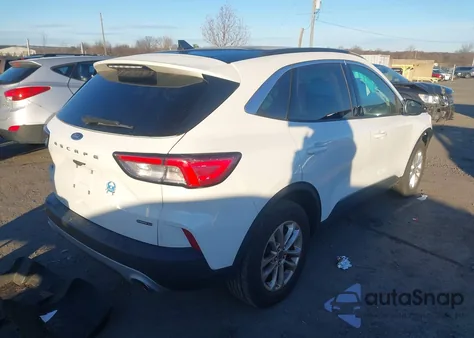 2022 Ford Escape Se Hybrid из США, поврежденный, VIN 1FMCU9BZ9NUB06881